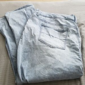 Melissa McCarthy jean crops